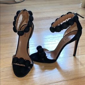 Alaia size 6.5 bombe sandal